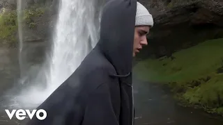 Justin Bieber - I'll Show You (Official Music Video) Justin Bieber - I'll Show You (Official Music Video)