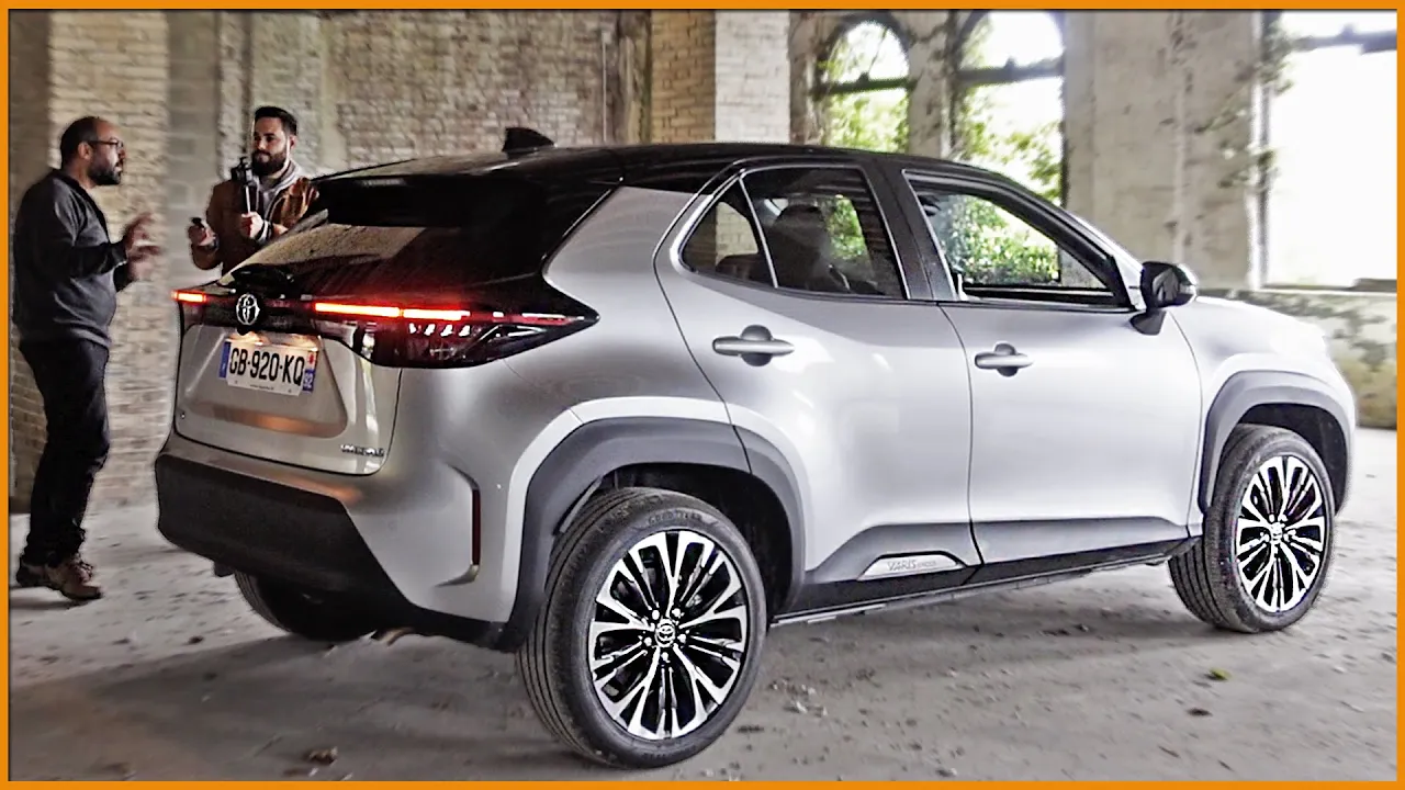 STOP aux TOYOTA Ennuyeuses ! Les Secrets de Design YARIS Cross