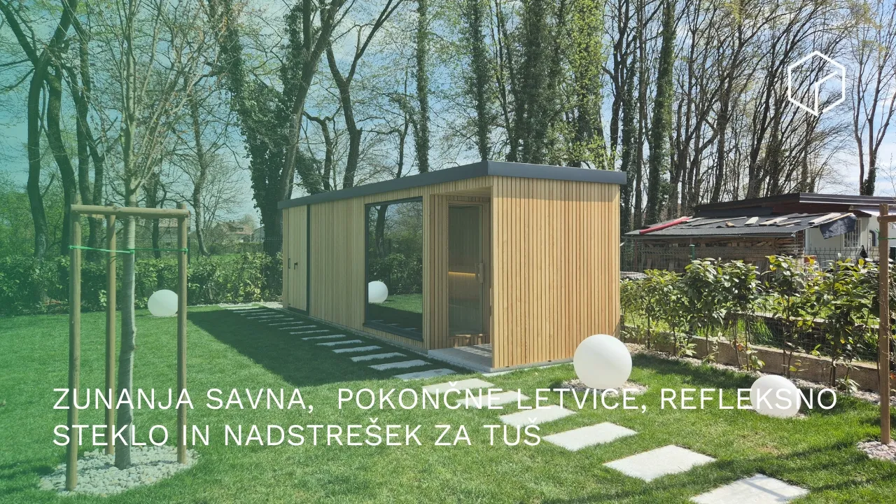 Zunanja savna s shrambo na idiličnem vrtu