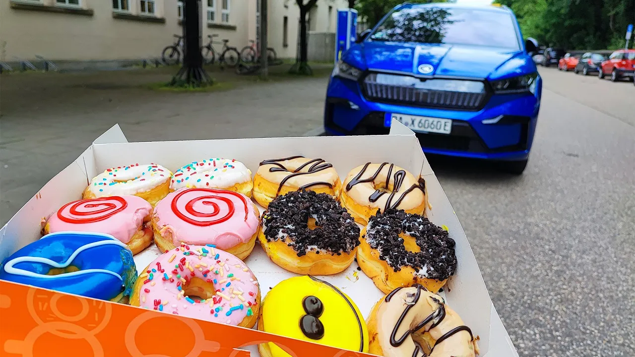 Getting Donuts with the Skoda Enyaq iV80x (AWD)