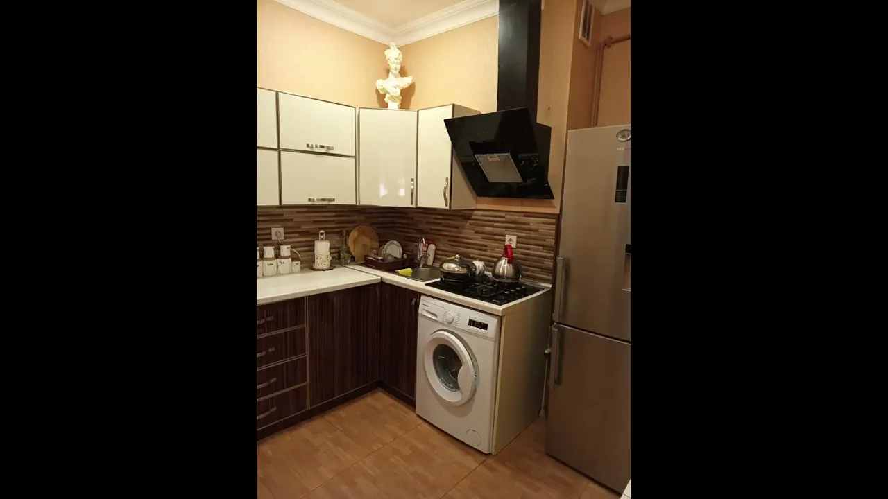 Satılır yeni tikili 2 otaqlı 60 m², Qara Qarayev m.- (əmlakın videosu)