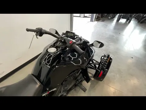 2021 Can-am Spyder F3 Thumbnail alt