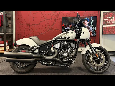 2024 Indian Motorcycle Sport Chief Thumbnail alt