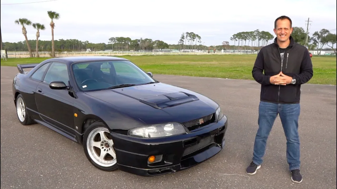 Is this 1995 Nissan Skyline R33 GT-R V-Spec a JDM that's WORTH the PRICE?