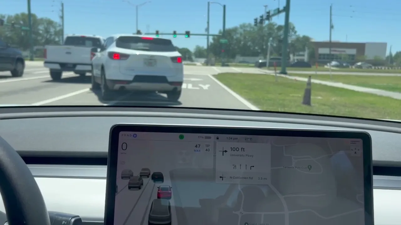 Tesla FSD 12.3.3 without Intervention ... Almost