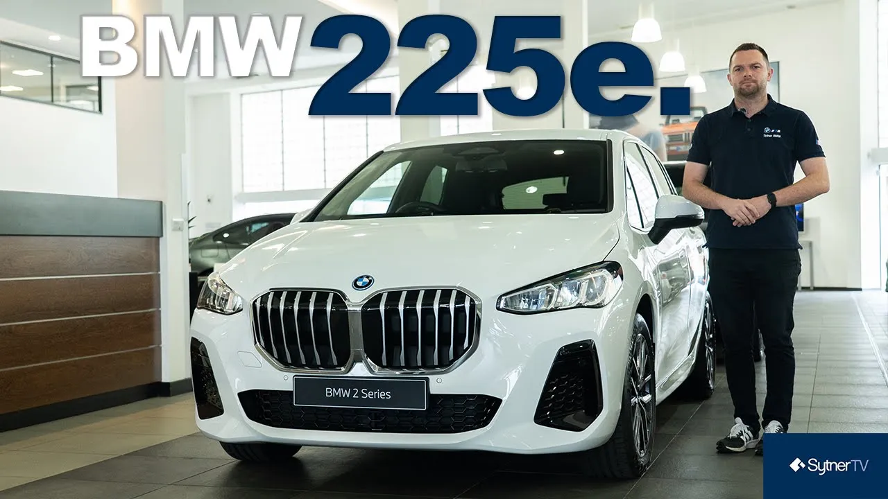 2025 BMW 225e Active Tourer | Deep Dive (4K)