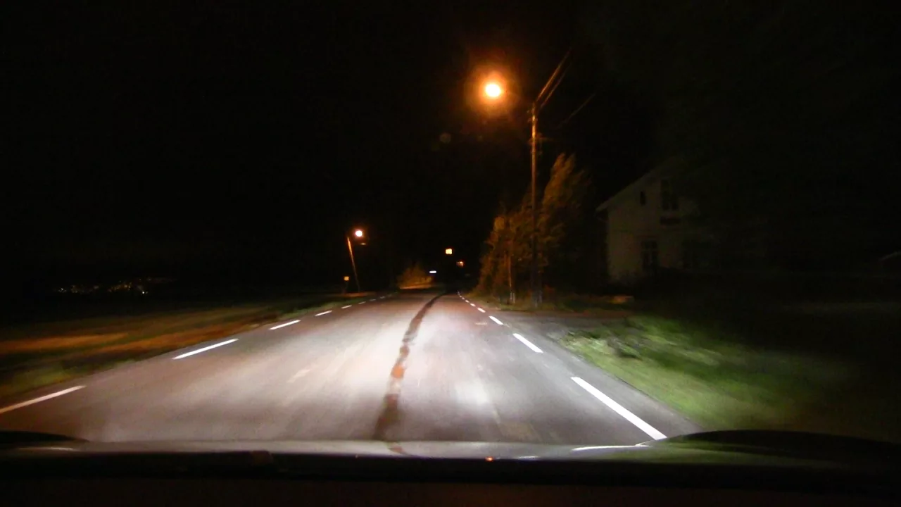Rambling at night with a Model S 70D facelift
