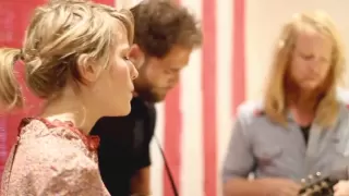 Passenger | Feather On The Clyde – feat. Mike, Emma Louise and Stu Larsen