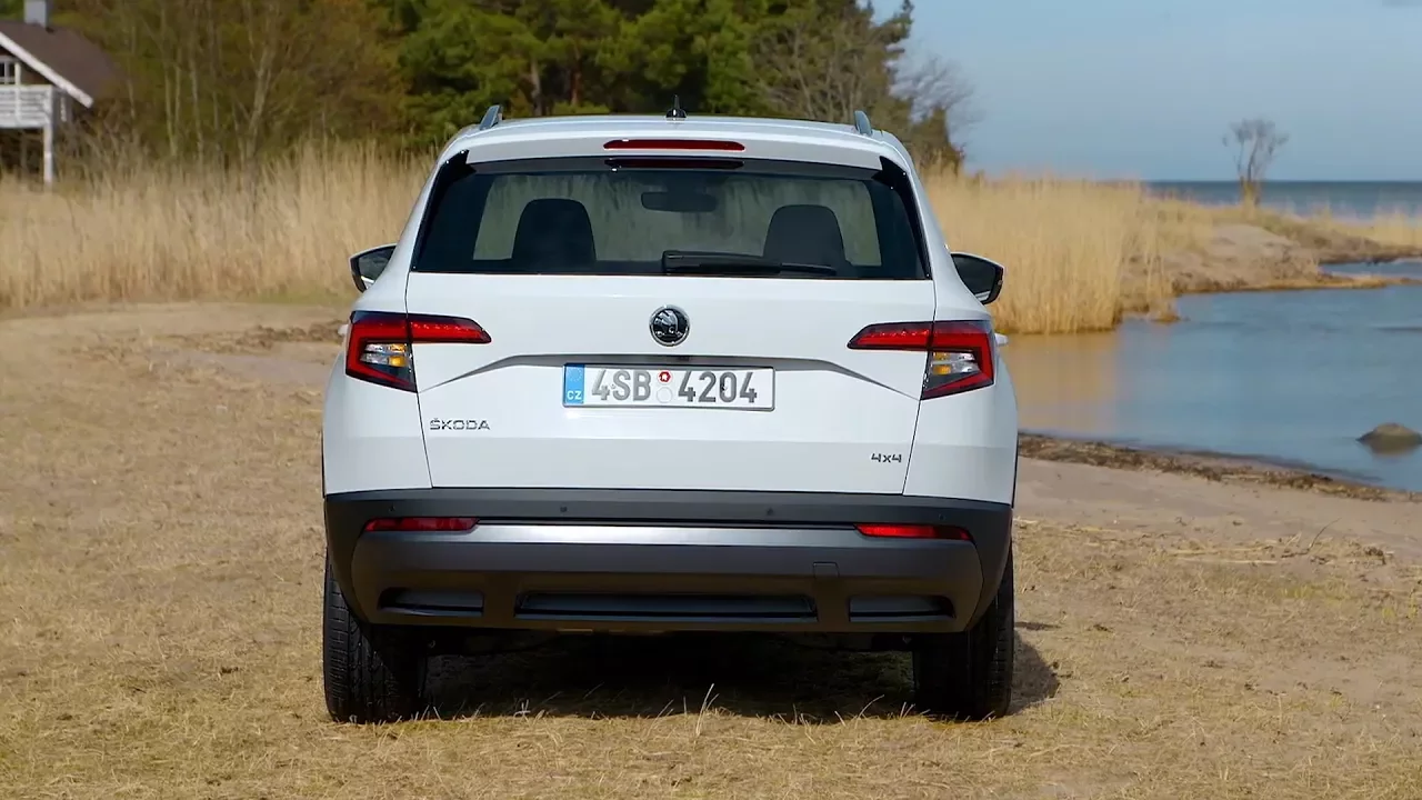 2018 Skoda Karoq - interior Exterior & Features
