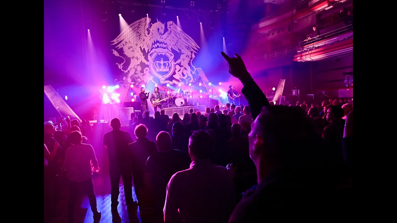 QUEEN EXTRAVAGANZA 2025