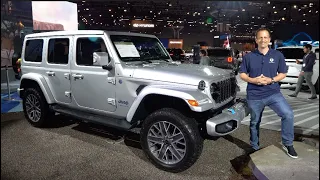 Is the 2024 Jeep Wrangler BETTER than a Ford Bronco?