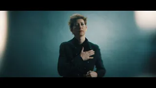 Andrea Mirò - Un piccolo graffio (Official Video)