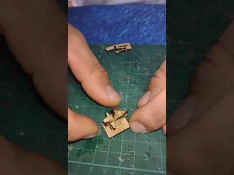 TUTORIAL PARA ARMAR LA NAVE CLASE MENOR PIRAÑA juego TORMENTA DE HIERRO