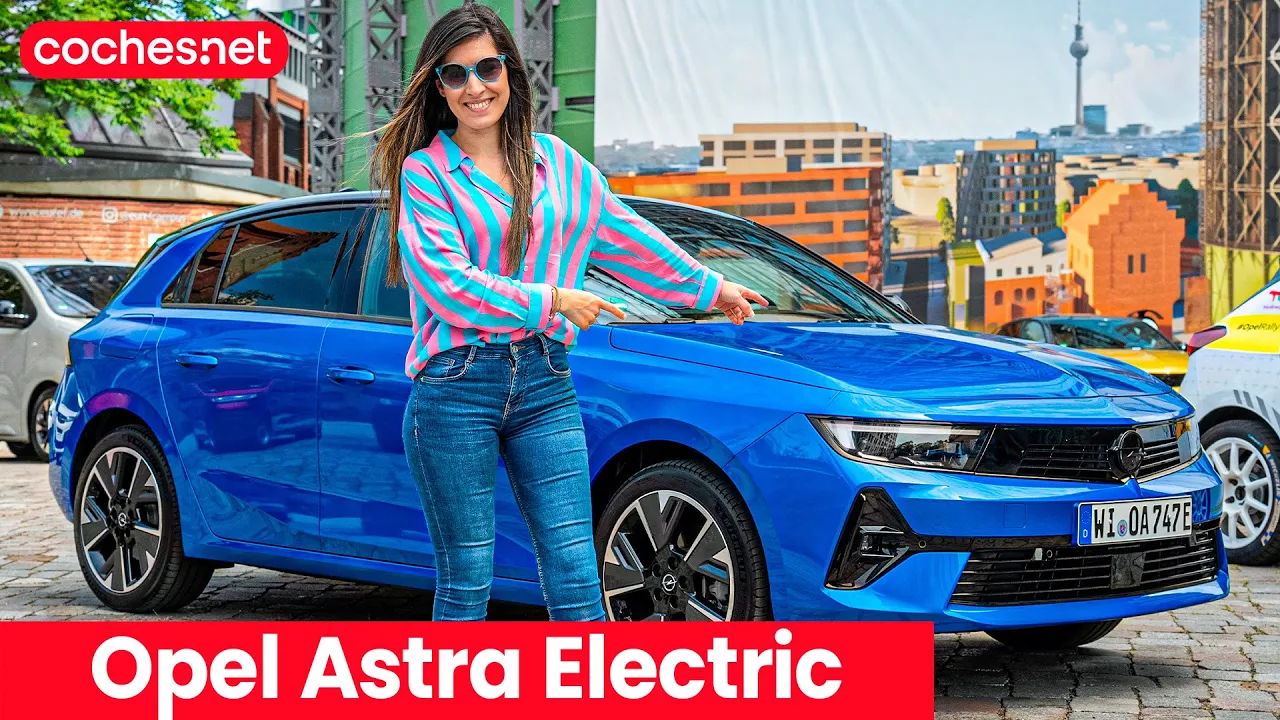 Opel Astra Electric 2023 | Prueba / Test / Review en español | coches.net