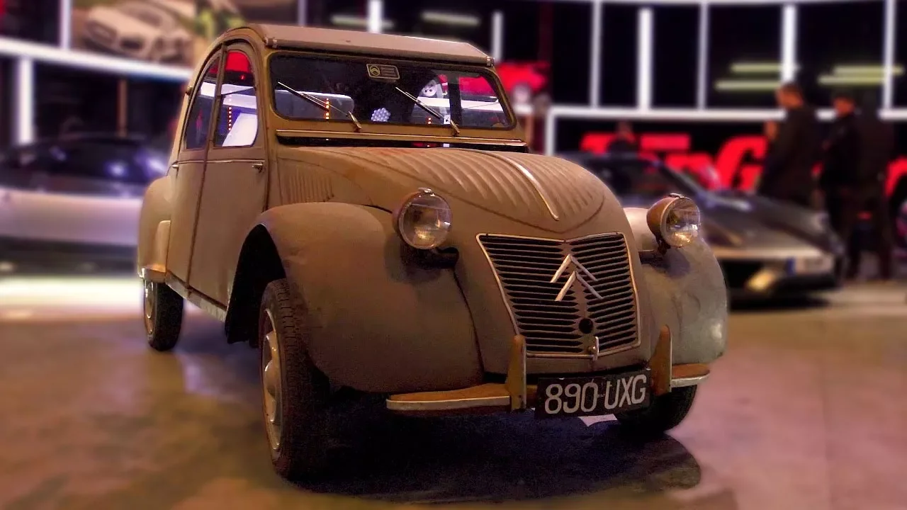 Chris Harris Citroen 2CV Walkaround | Top Gear