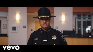 George Strait - The Weight Of The Badge (Sheriff Juan Figueroa)