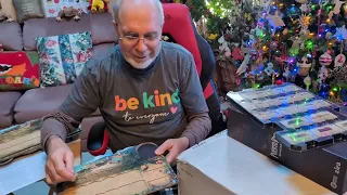 Unbox and Compare 3 editions of Puerto Rico board game