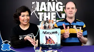 Nekojima - Cats and electric poles, a dexterity competitive and cooperative board game.