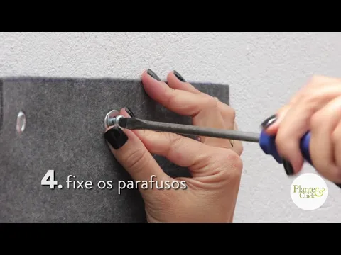 Kit para Jardim Vertical 4 Vasos Feltro Cinza 44x12cm