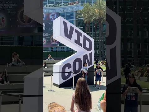 VidCon (as a 40 Year Old Man) #vidcon #convention #youtube #boardgames