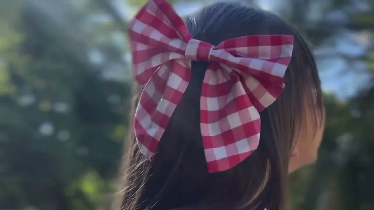 Vídeo de A Fábrica de Roupinhas