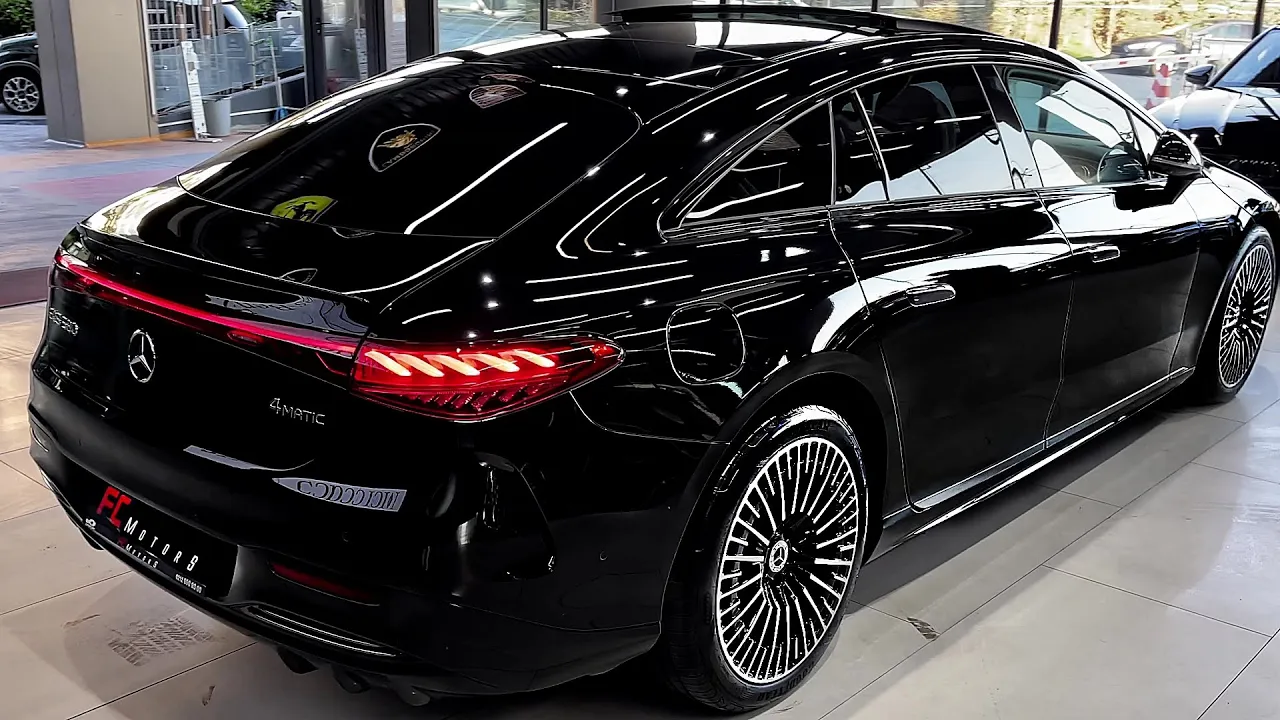 2022 Mercedes EQS - Ultra Luxury Electric Sedan (Revolution)