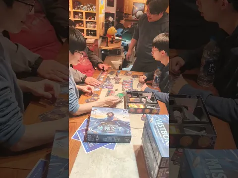 Mistborn: The Deckbuilding Game #boardgamelife #迷霧之子 #牌組構築遊戲