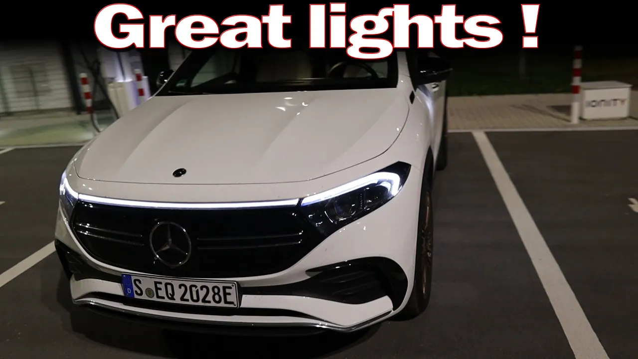 Mercedes EQA 250 - The car by night, testing the lights
