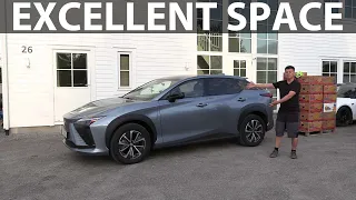Lexus RZ 450e banana box test