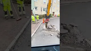 Precise Excavator Skills! 👌 #excavator #skills #machinery