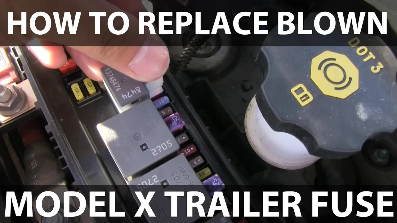 How to replace trailer fuse on Model X