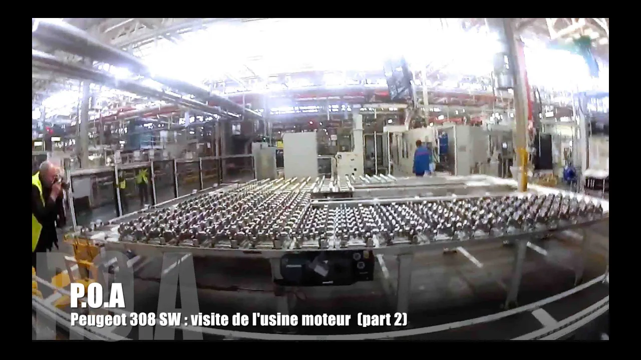 Nouvelle Peugeot 308 SW 2014 : visite de l'usine moteur - Essai 2/3