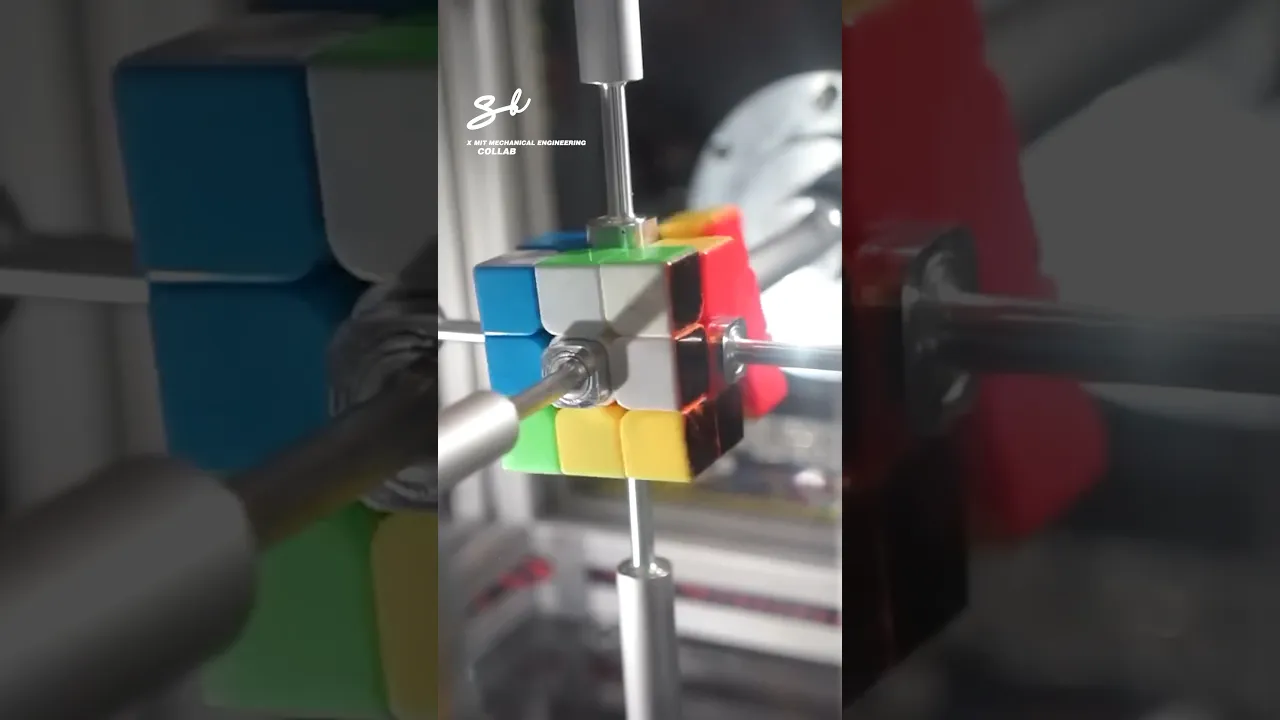 Robot solves Rubik's Cube in 0.38s! 🤯🤖 I 🎥: @MITMechE #rubikscube #robot #cooltech
