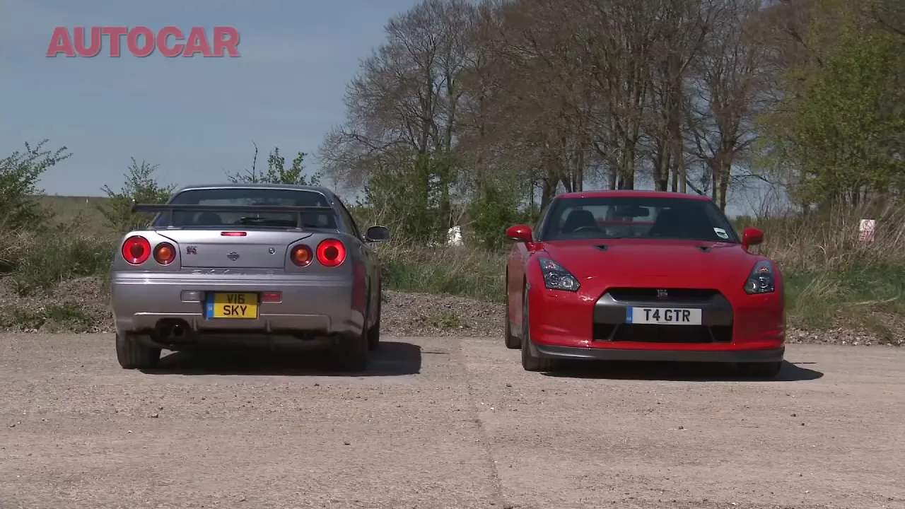 New Nissan GT-R meets R34 GT-R by autocar.co.uk