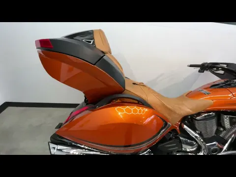 2014 Victory Motorcycles Vision Touring Thumbnail