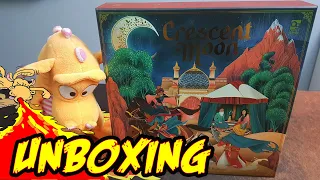 Crescent Moon - Unboxing