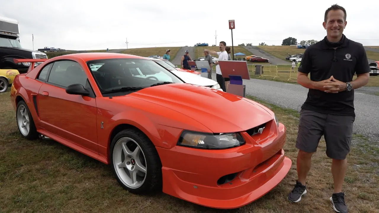 Why is the 2000 Ford Cobra R a very special Mustang?