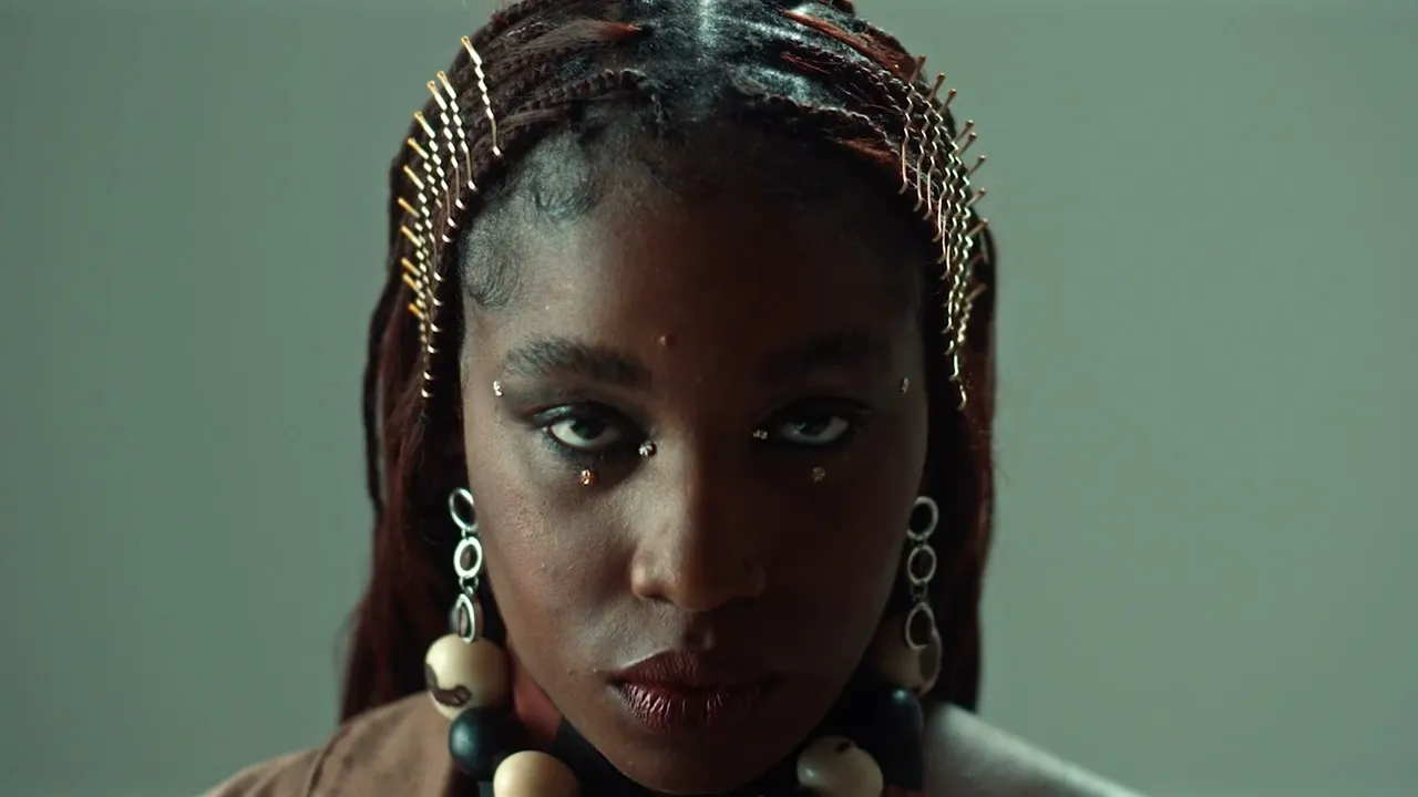 Vídeo de Naya Violeta