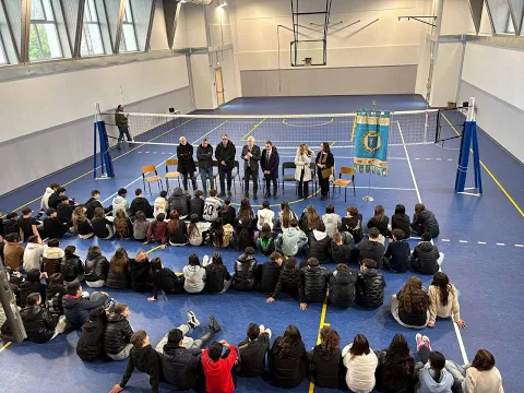 <span style="color:var(--accent)">Video:</span> Palestre dell’Ite Carrara rinnovate e sicure: inaugurato il nuovo polo sportivo scolastico