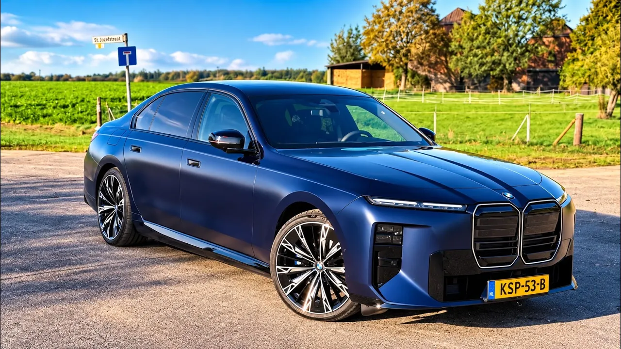 2027 BMW 7 Series i7 M70 LCI // 0-100 100-200 & REVIEW on AUTOBAHN