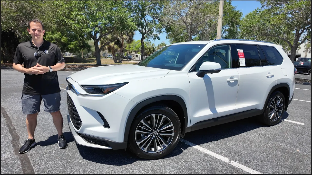 The 2026 Toyota Grand Highlander Hybrid MAX is BETTER than am Kia Telluride Hybrid
