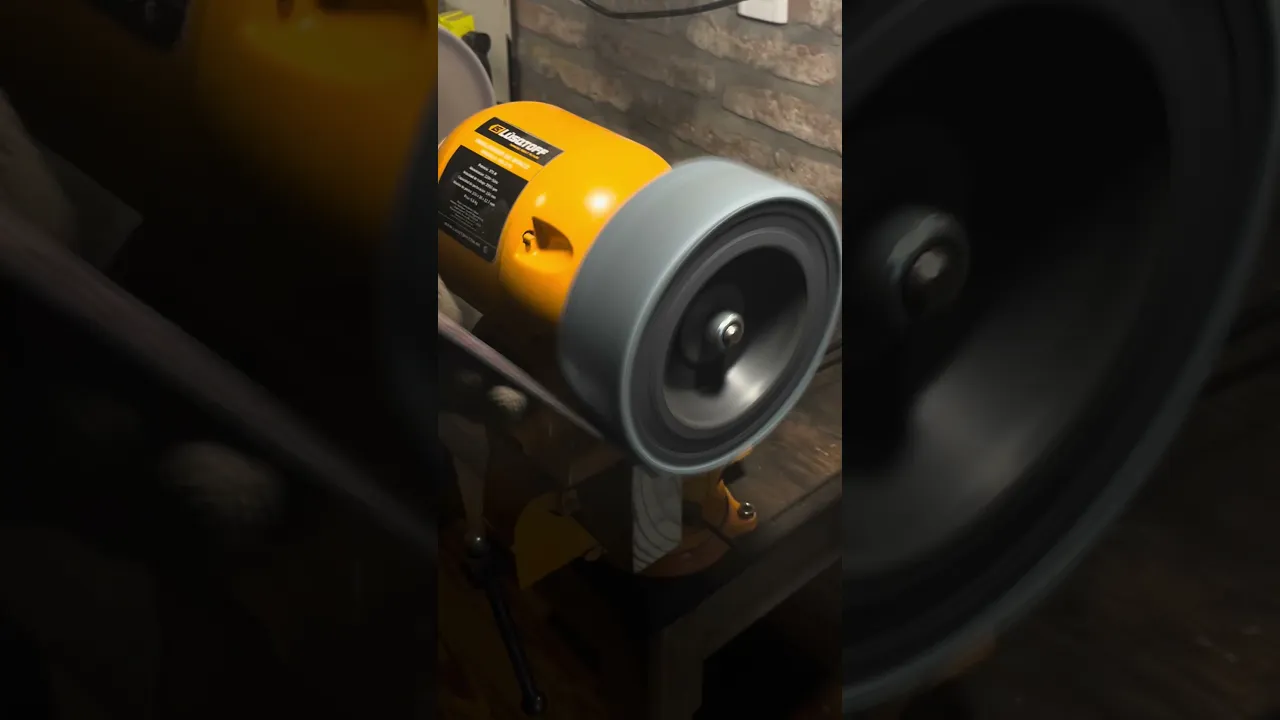 Video de gallocuchillos