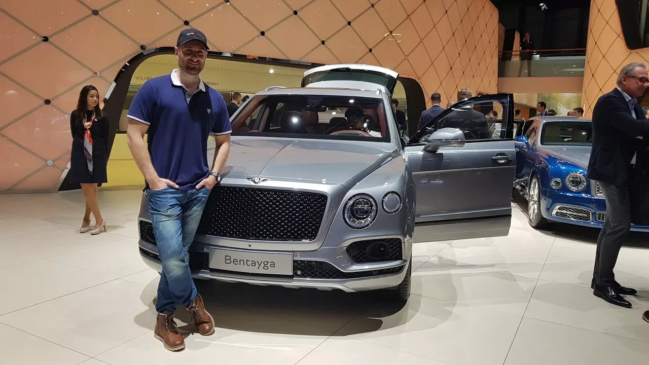Bentley Bentayga V8 2019   - Geneva Motorshow