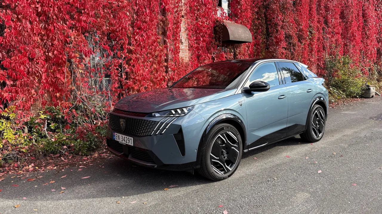 Peugeot E-3008  -  Endelig med firehjulsdrift