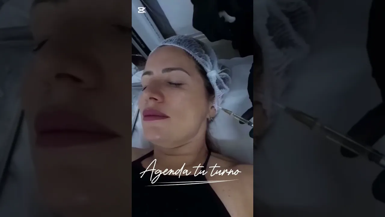 Video de CYNDIRELLABEAUTYACADEMY