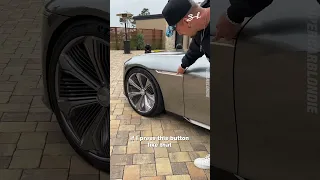 Cadillac’s fully electric Celestiq concept 🤩
