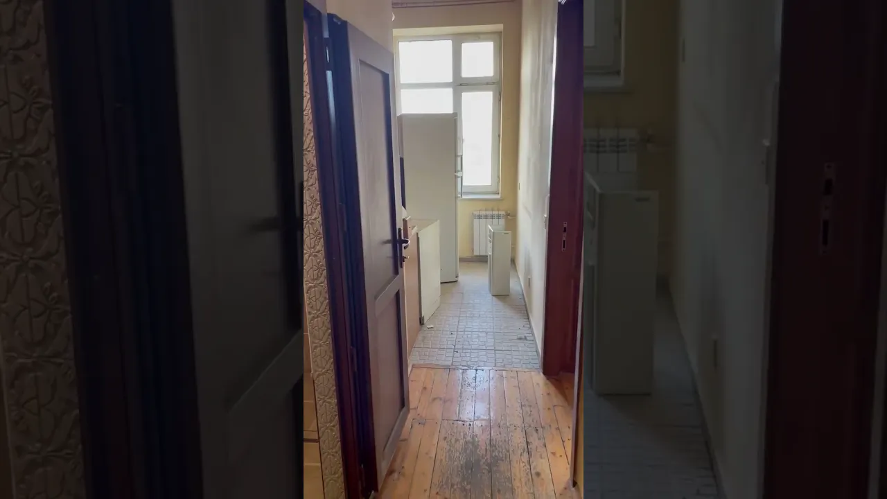 Satılır köhnə tikili 3 otaqlı 67.27 m², Bakıxanov q.- (əmlakın videosu) Satılır köhnə tikili 3 otaqlı 67.27 m², Bakıxanov q.- (əmlakın videosu)