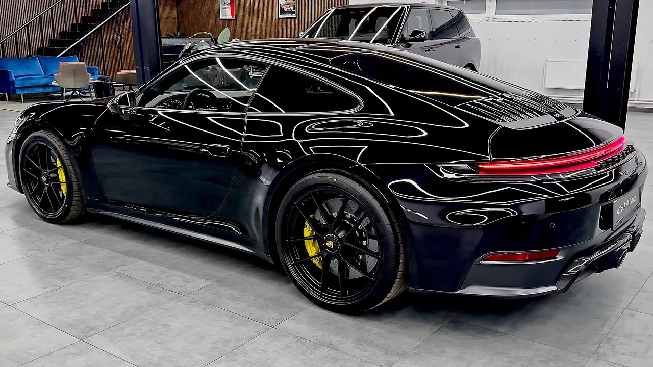 2025 Porsche 911 Carrera 4 GTS - Wild SuperCars in details