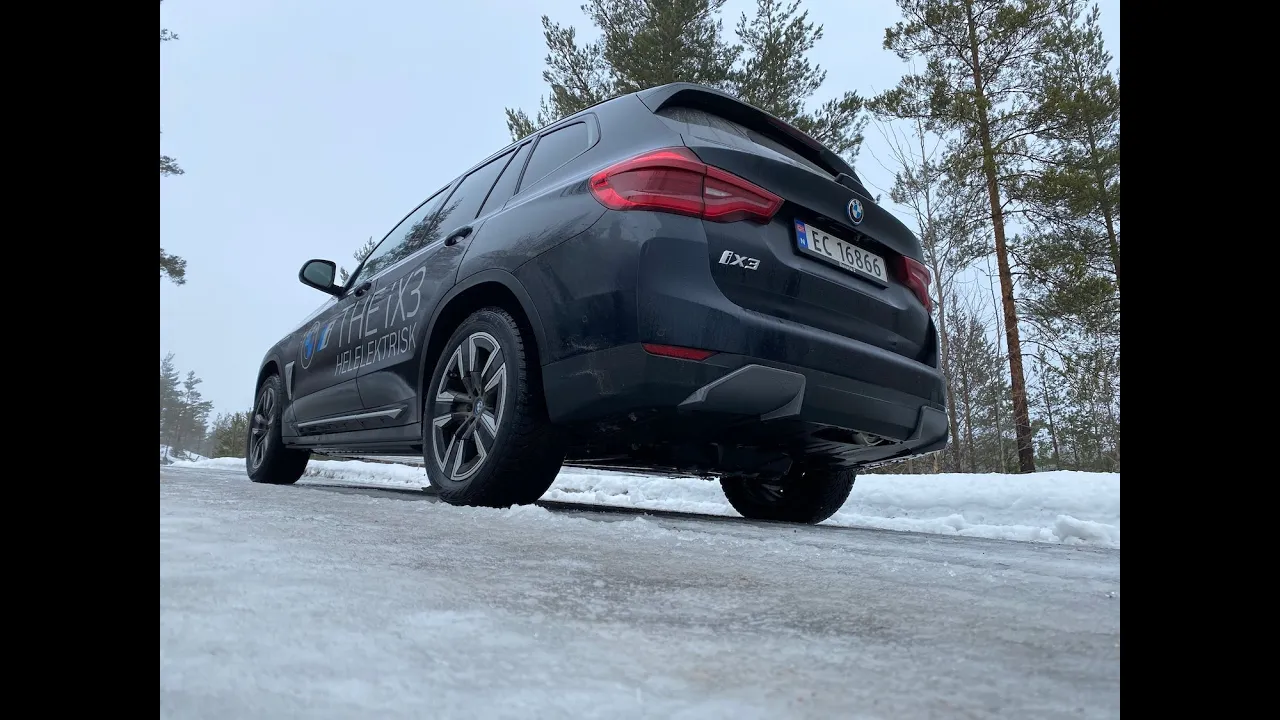 BMW iX3 - Fully Charged - kort test