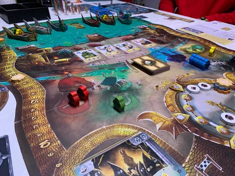 La Baie des Marchands : Explication complète et analyse du jeu